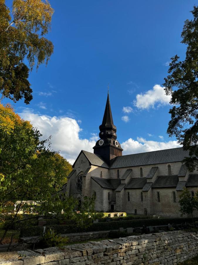 Klostergardens Vandrarhem Varnhem Εξωτερικό φωτογραφία